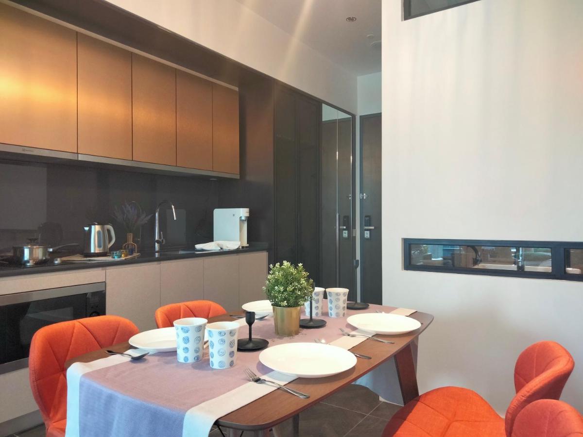 Scarletz Suites Klcc I Homebrickz Kuala Lumpur Buitenkant foto