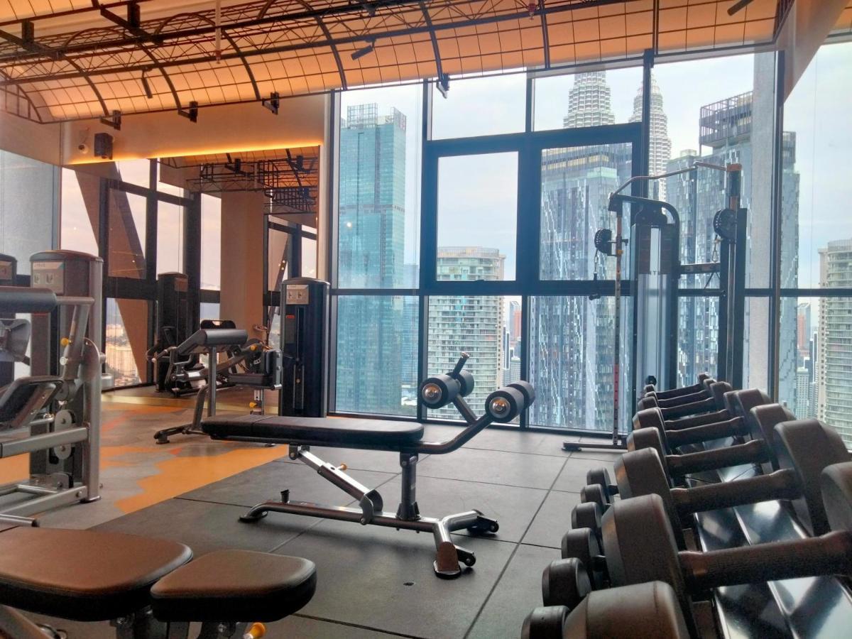 Scarletz Suites Klcc I Homebrickz Kuala Lumpur Buitenkant foto