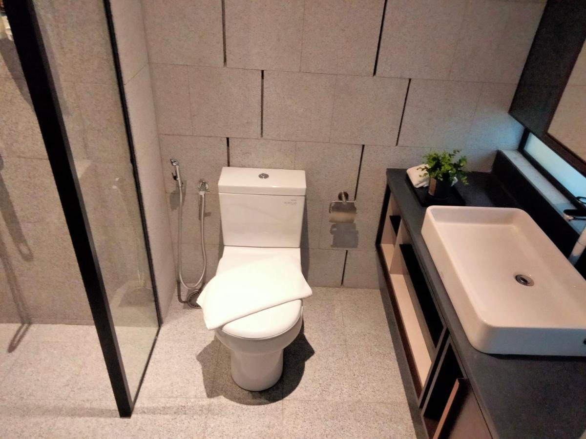 Scarletz Suites Klcc I Homebrickz Kuala Lumpur Buitenkant foto